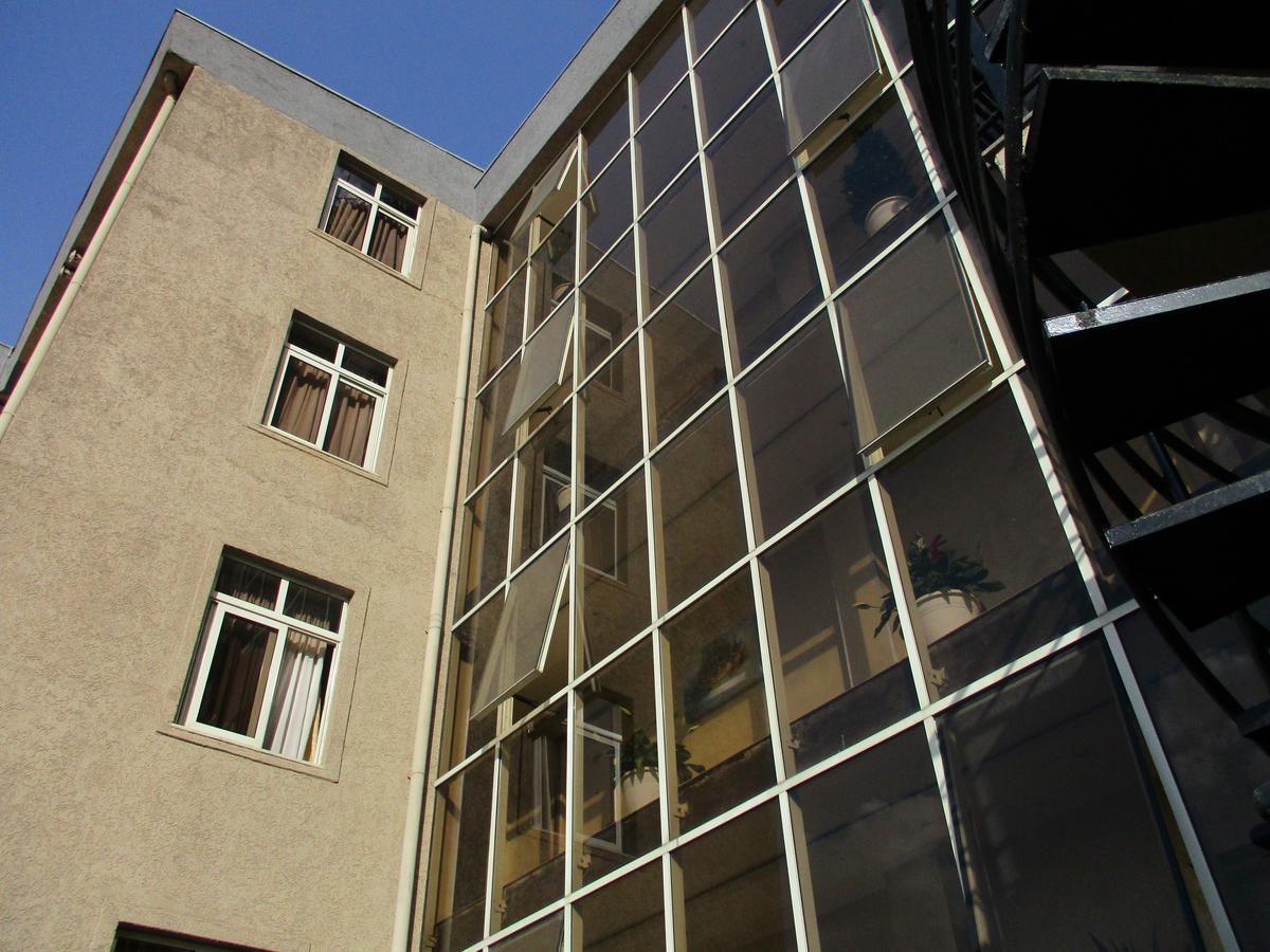 Stay Easy Hotel Addis Ababa Exteriör bild